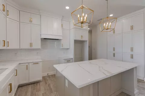 Kitchen - 3132 Jacob Jacob Dr, Eagle Pass, TX 78852 photo 3 of 5