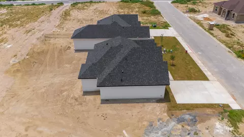 View/Area - 3132 Jacob Jacob Dr, Eagle Pass, TX 78852 photo 3 of 6