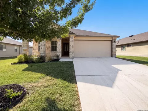 955 Pumpkin Rdg, New Braunfels, TX 78130