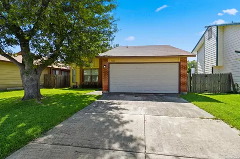 7118 Western Trail Dr, San Antonio, TX 78244