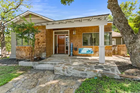 201 Chichester Pl, Alamo Heights, TX 78209