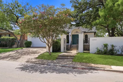14831 River Vis N, San Antonio, TX 78216