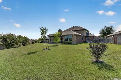 15950 Cardinal Pt, Selma, TX 78154