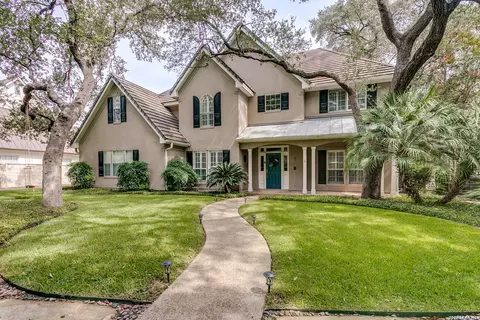 7 Glendalough Ct, San Antonio, TX 78209