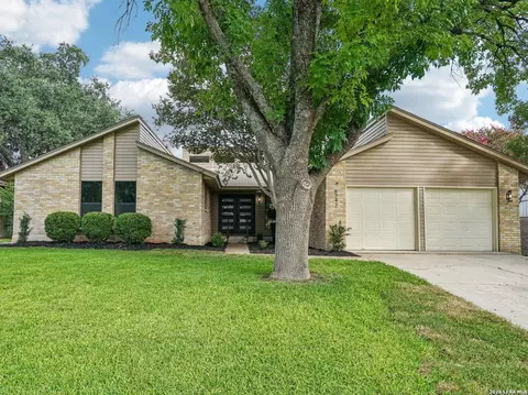 6242 Madeleine, San Antonio, TX 78229