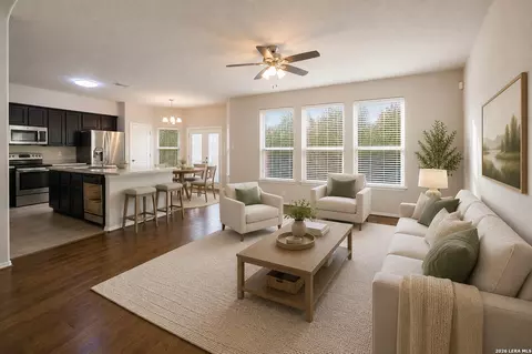 5435 Bright Run, San Antonio, TX 78240
