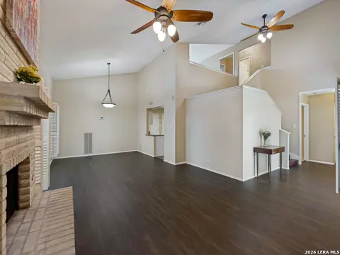 5718 Larkdale Dr, San Antonio, TX 78233