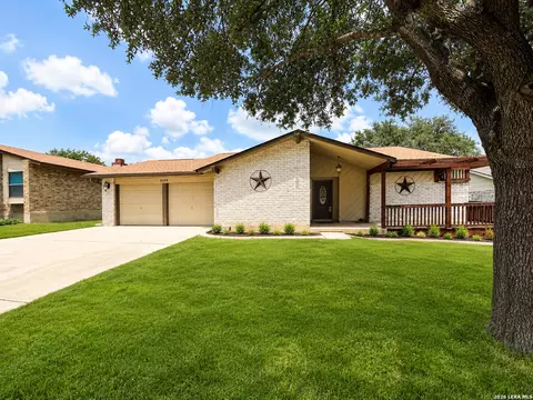 5126 Timberhurst, San Antonio, TX 78250