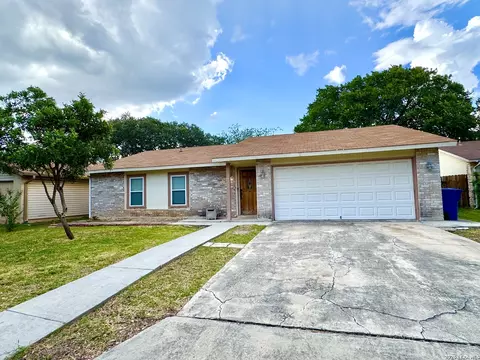 7163 Spring Grove St, San Antonio, TX 78249