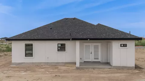 Exterior - 3129 Regina Dr, Eagle Pass, TX 78852 photo 4 of 4