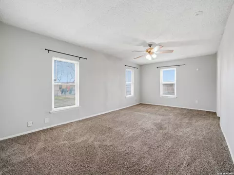 Bedroom - 305 Toepperwein Rd, Converse, TX 78109 photo 3 of 5