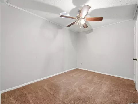 Bedroom - 305 Toepperwein Rd, Converse, TX 78109 photo 1 of 5