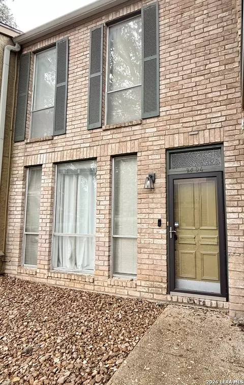 3678 Hidden Dr #2804, San Antonio, TX 78217
