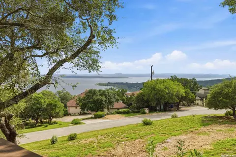 785 Lake Frst, Canyon Lake, TX 78133