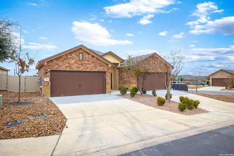 310 312 Emma Dr, New Braunfels, TX 78130