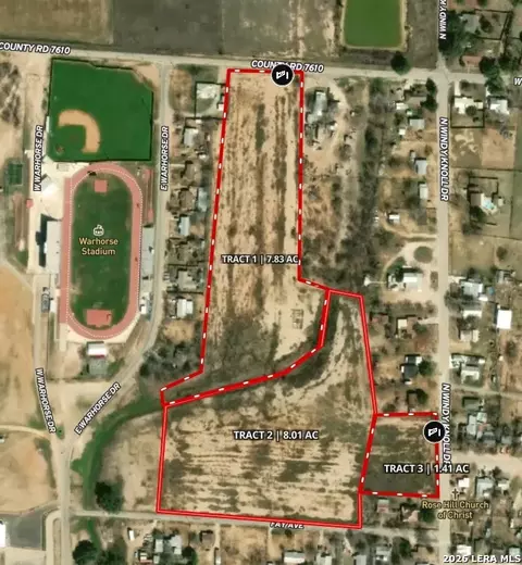 000 Colonial W, Devine, TX 78016 photo 4