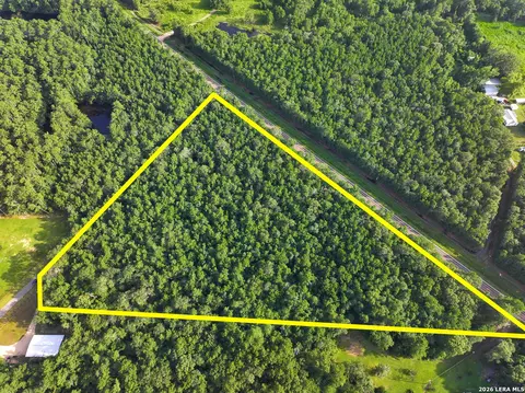 08 Fm 787, Saratoga, TX 77585