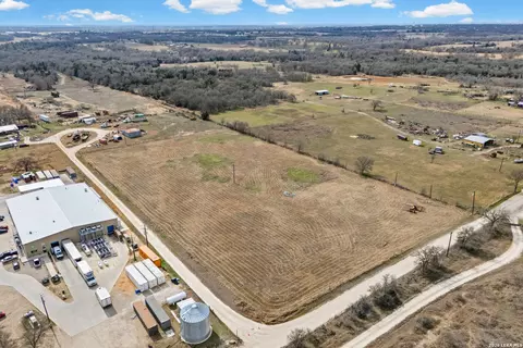 296 Blisard Rd, Elgin, TX 78621 photo 4