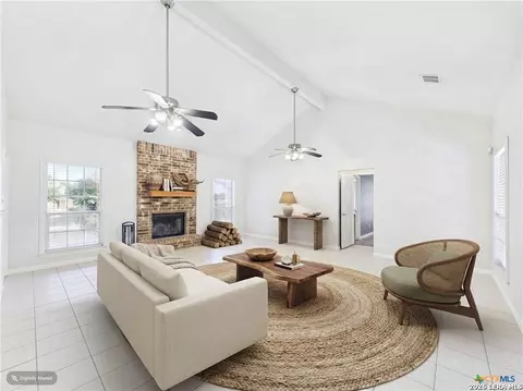 108 Deer Rdg, La Vernia, TX 78121