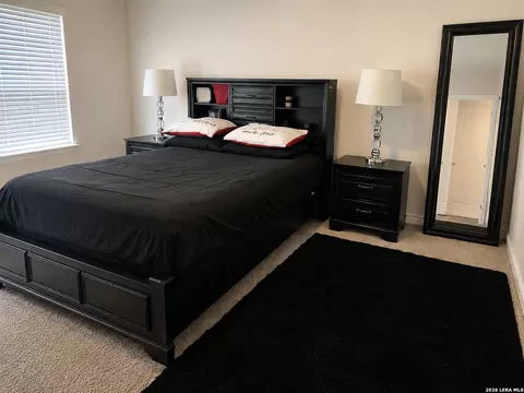7123 Capella Cir, San Antonio, TX 78252