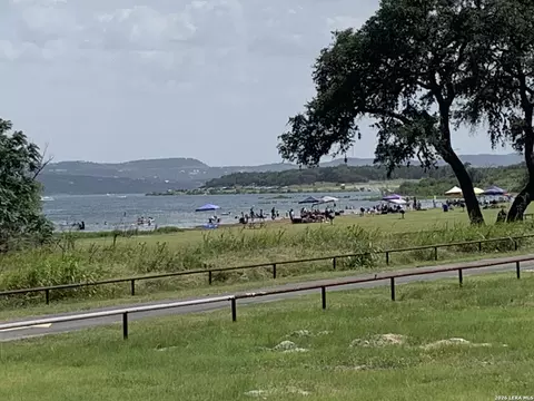 3250 Fm 484, Canyon Lake, TX 78133