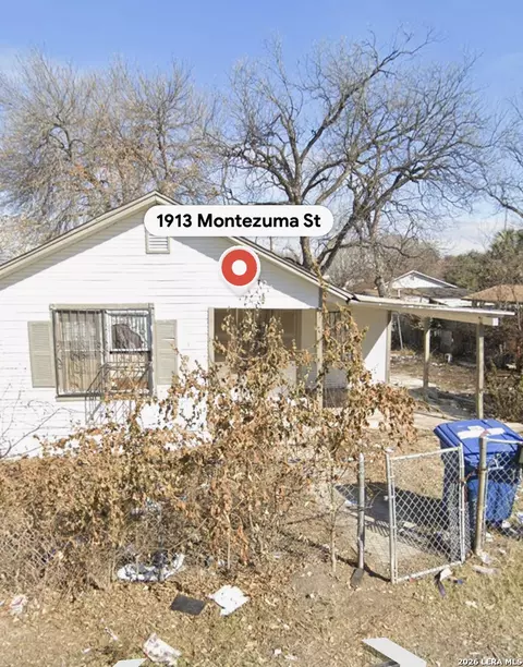 1913 Montezuma St, San Antonio, TX 78207