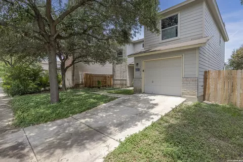 7939 Meadow Way Ct, San Antonio, TX 78227