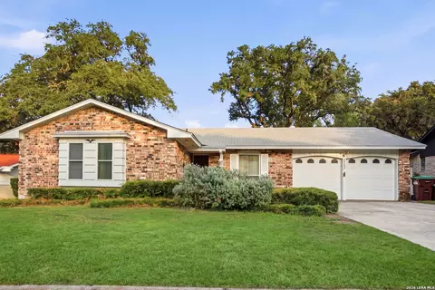 6902 Forest Grv, San Antonio, TX 78240