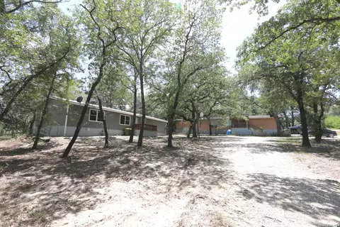 76 76b Post Oak, La Vernia, TX 78121