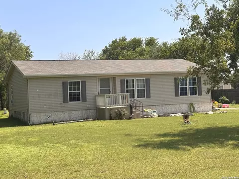 1025 County Road 3821, San Antonio, TX 78253
