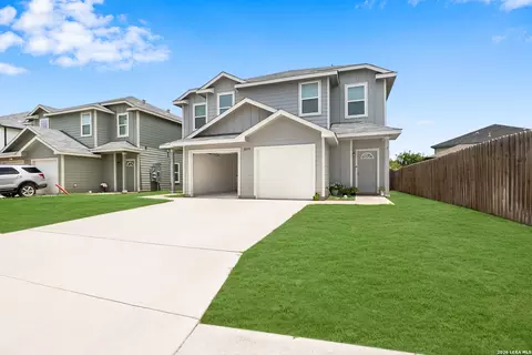 8639 Key Windy Way, Converse, TX 78109