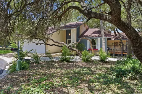 3407 Wellsprings Dr, San Antonio, TX 78230