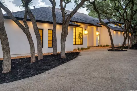 206 Post Oak Way, Shavano Park, TX 78230