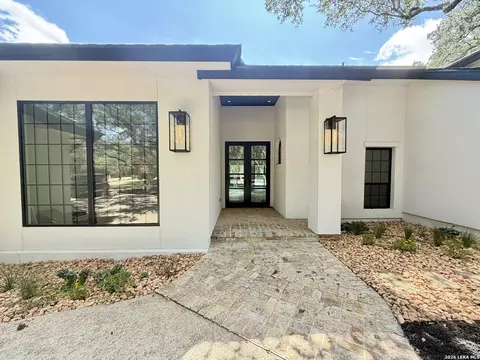 206 Post Oak Way, Shavano Park, TX 78230