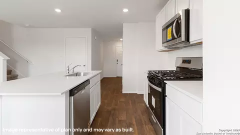 Kitchen - 4250 Common Sage, Von Ormy, TX 78073 photo 1 of 4