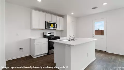 Entry Way - 4250 Common Sage, Von Ormy, TX 78073 photo 3 of 4