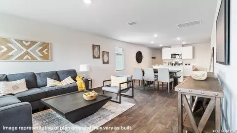 Entry Way - 20046 John Wayne Rd, Lytle, TX 78052 photo 1 of 3