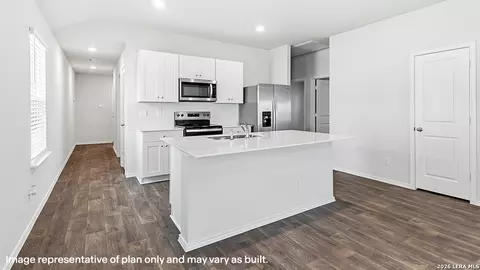 Kitchen - 14526 Open Range Rd, Lytle, TX 78052 photo 1 of 7