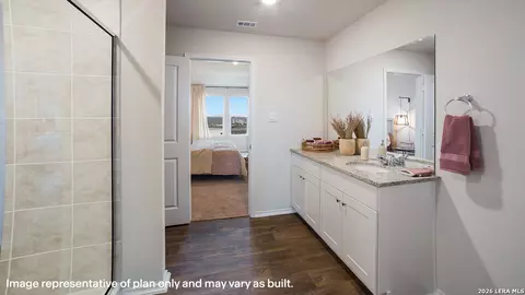 Bath - 14522 Open Range Rd, Lytle, TX 78052 photo 2 of 2