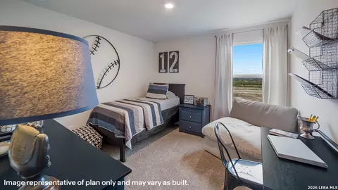 Bedroom - 14522 Open Range Rd, Lytle, TX 78052 photo 5 of 7
