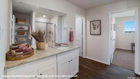 Bath - 14522 Open Range Rd, Lytle, TX 78052 photo 1 of 2