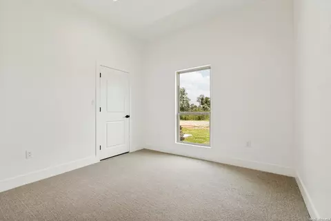 Bedroom - 716 County Road 6847, Lytle, TX 78052 photo 4 of 6