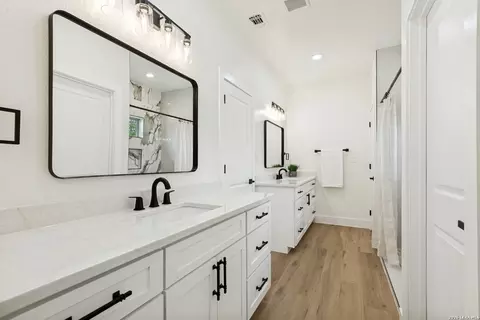 Bath - 716 County Road 6847, Lytle, TX 78052 photo 1 of 3