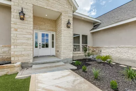 Exterior - 716 County Road 6847, Lytle, TX 78052 photo 7 of 7
