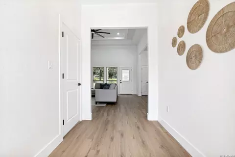 Entry Way - 716 County Road 6847, Lytle, TX 78052 photo 2 of 2
