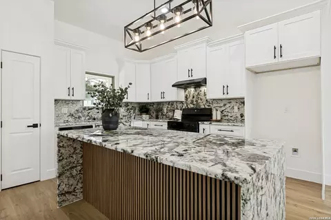 Kitchen - 716 County Road 6847, Lytle, TX 78052 photo 2 of 4