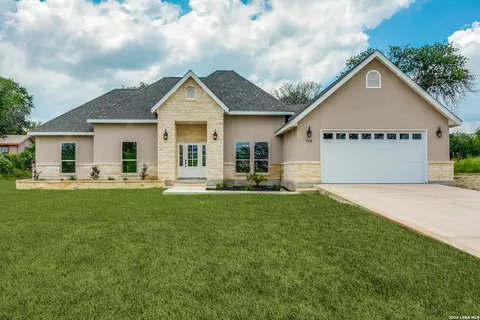 Exterior - 716 County Road 6847, Lytle, TX 78052 photo 2 of 7