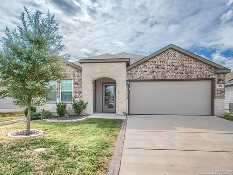 1828 Heather Glen Dr, New Braunfels, TX 78130