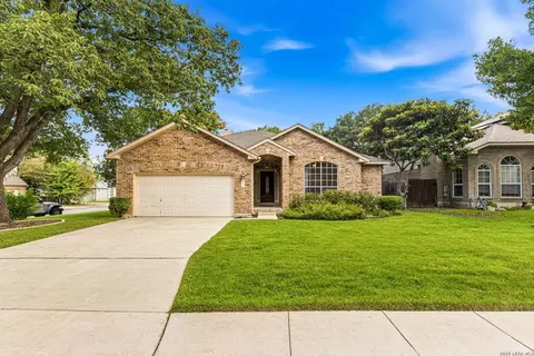 16419 Pemoak Dr, San Antonio, TX 78240