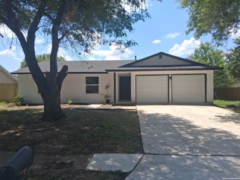 6722 Stone Lake Dr, San Antonio, TX 78244